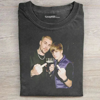 Pop Music Icon Vintage Graphic T-shirt