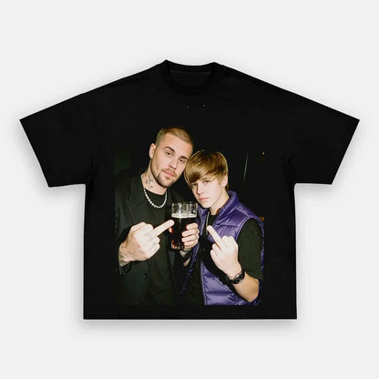 Pop Music Icon Vintage Graphic T-shirt