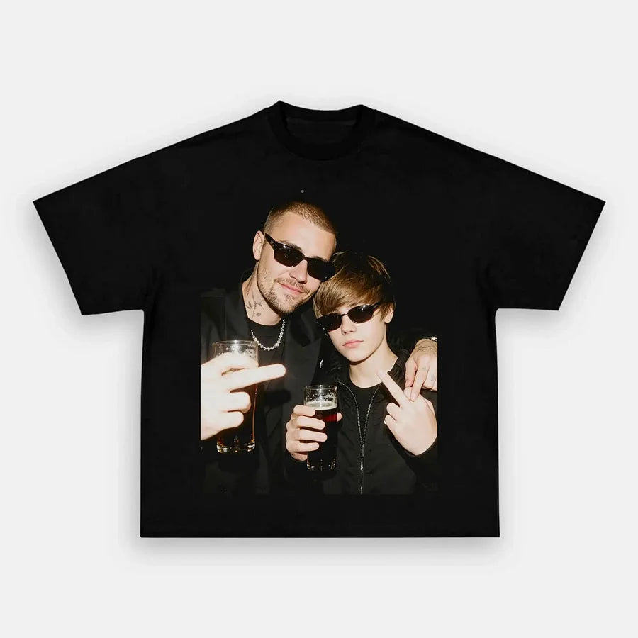 Pop Music Icon Vintage Graphic T-shirt