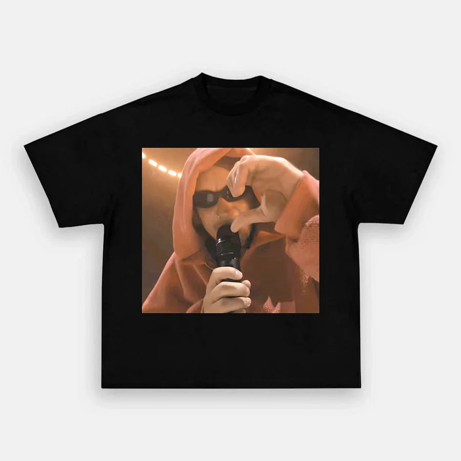Pop Music Icon Vintage Graphic T-shirt