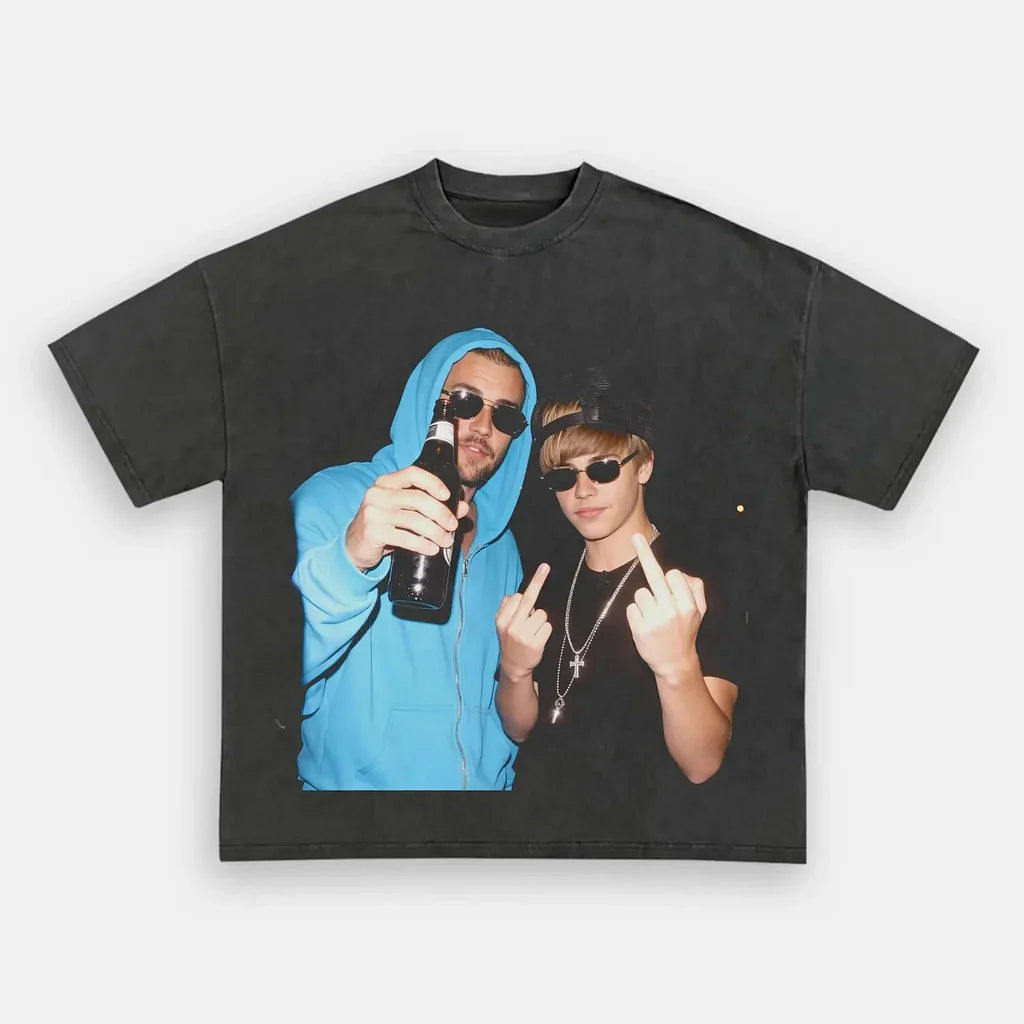 Pop Music Icon Vintage Graphic T-shirt