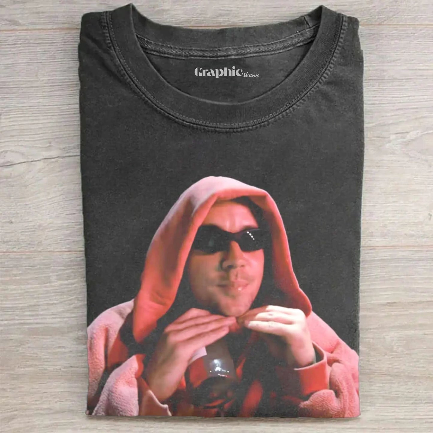 Pop Music Icon Vintage Graphic T-shirt