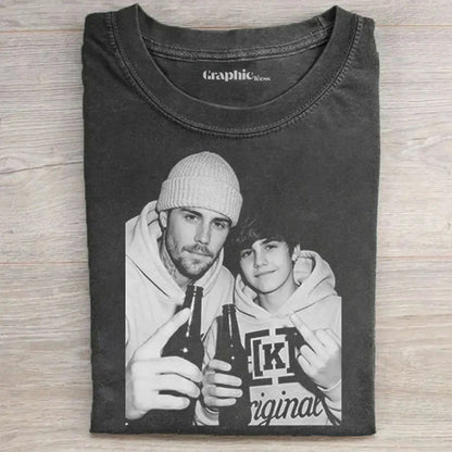 Pop Music Icon Vintage Graphic T-shirt