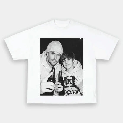 Pop Music Icon Vintage Graphic T-shirt