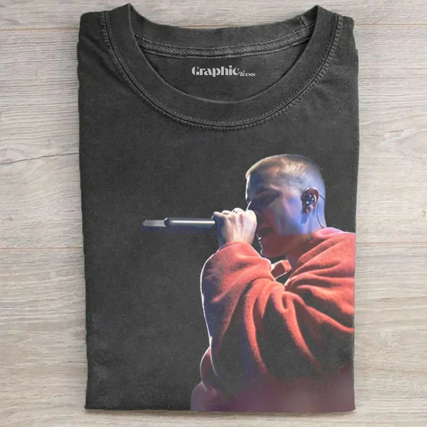 Pop Music Icon Vintage Graphic T-shirt