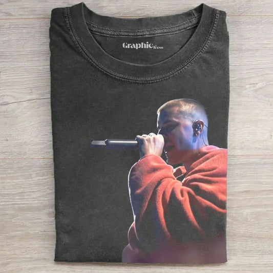Pop Music Icon Vintage Graphic T-shirt