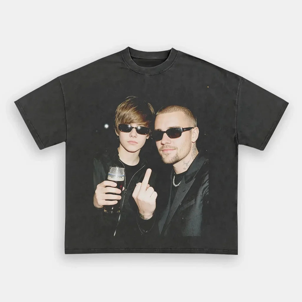 Pop Music Icon Vintage Graphic T-shirt