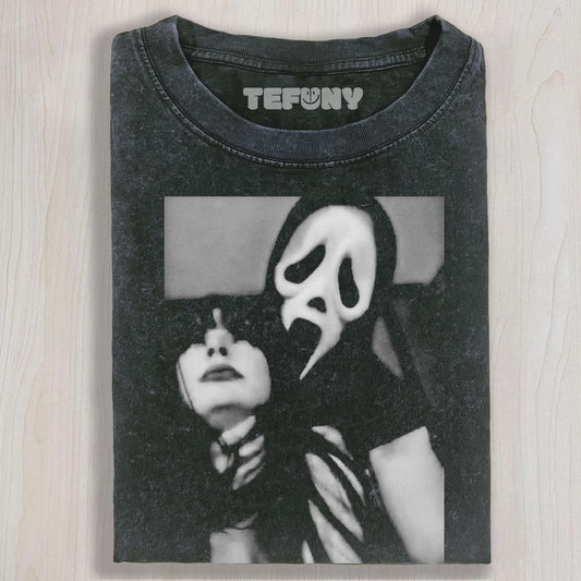 GHOSTFACE HOLDING A BEAUTIFUL WOMAN T-SHIRT