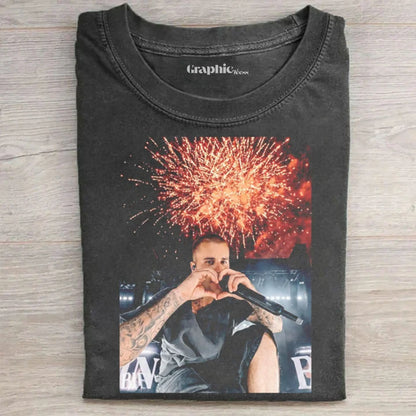 Pop Music Icon Vintage Graphic T-shirt