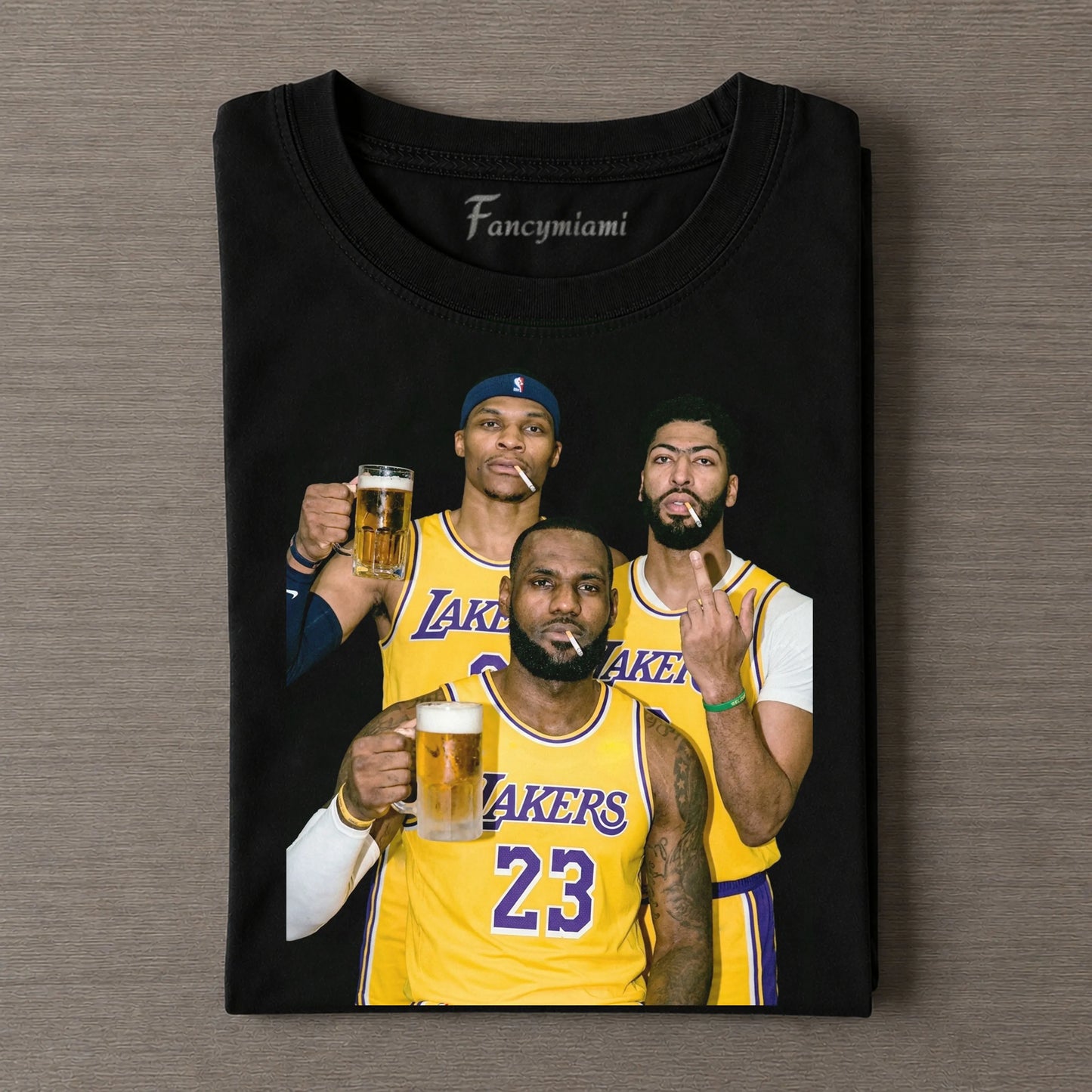 VINTAGE BASKETBALL TRIO NIGHT VIBES PORTRAIT ART TEE