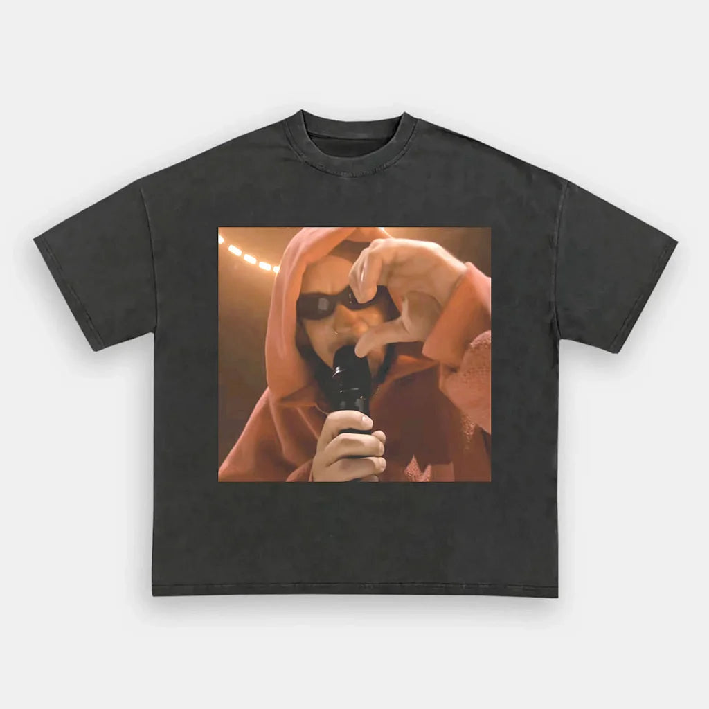 Pop Music Icon Vintage Graphic T-shirt