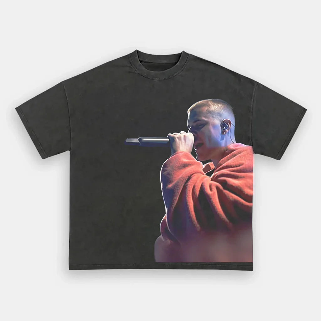 Pop Music Icon Vintage Graphic T-shirt